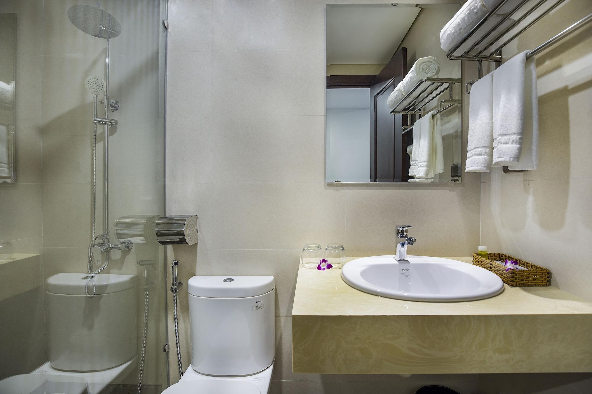 Royal Charm Hotel Da Nang Exterior photo