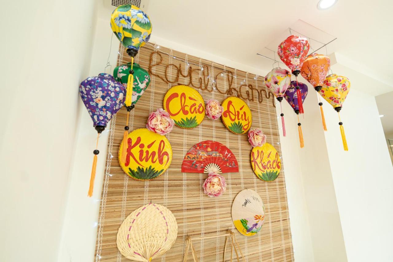 Royal Charm Hotel Da Nang Exterior photo