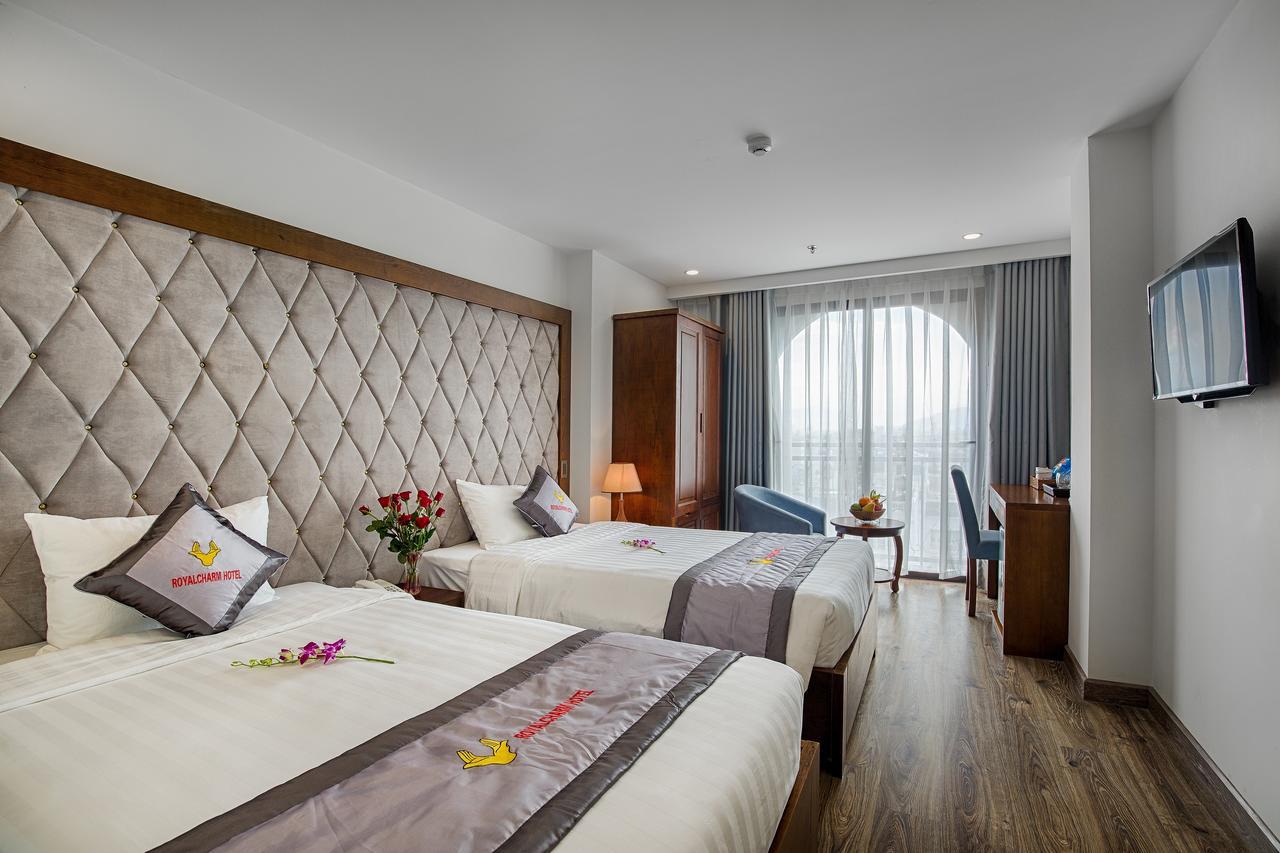 Royal Charm Hotel Da Nang Exterior photo