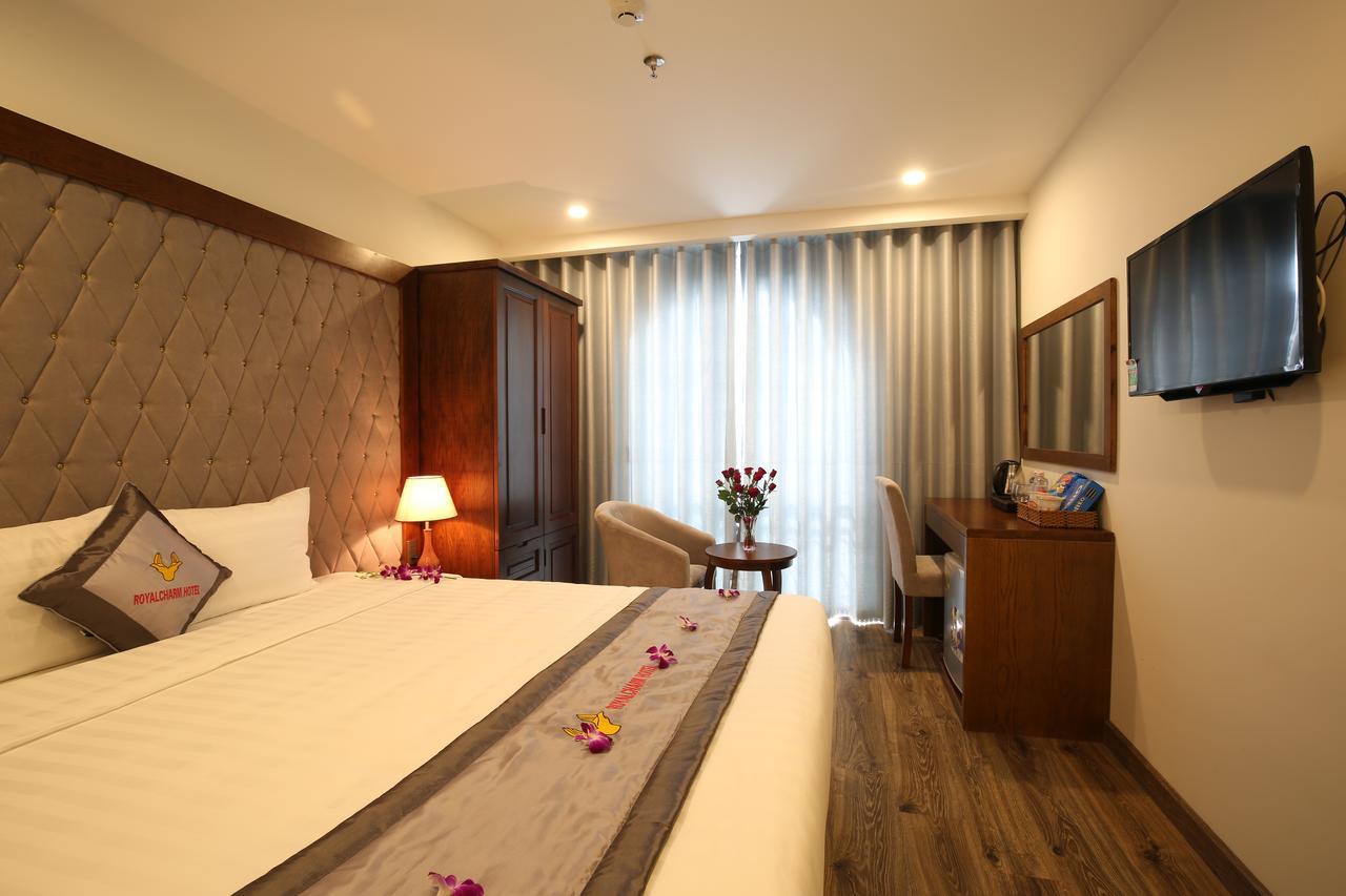 Royal Charm Hotel Da Nang Exterior photo
