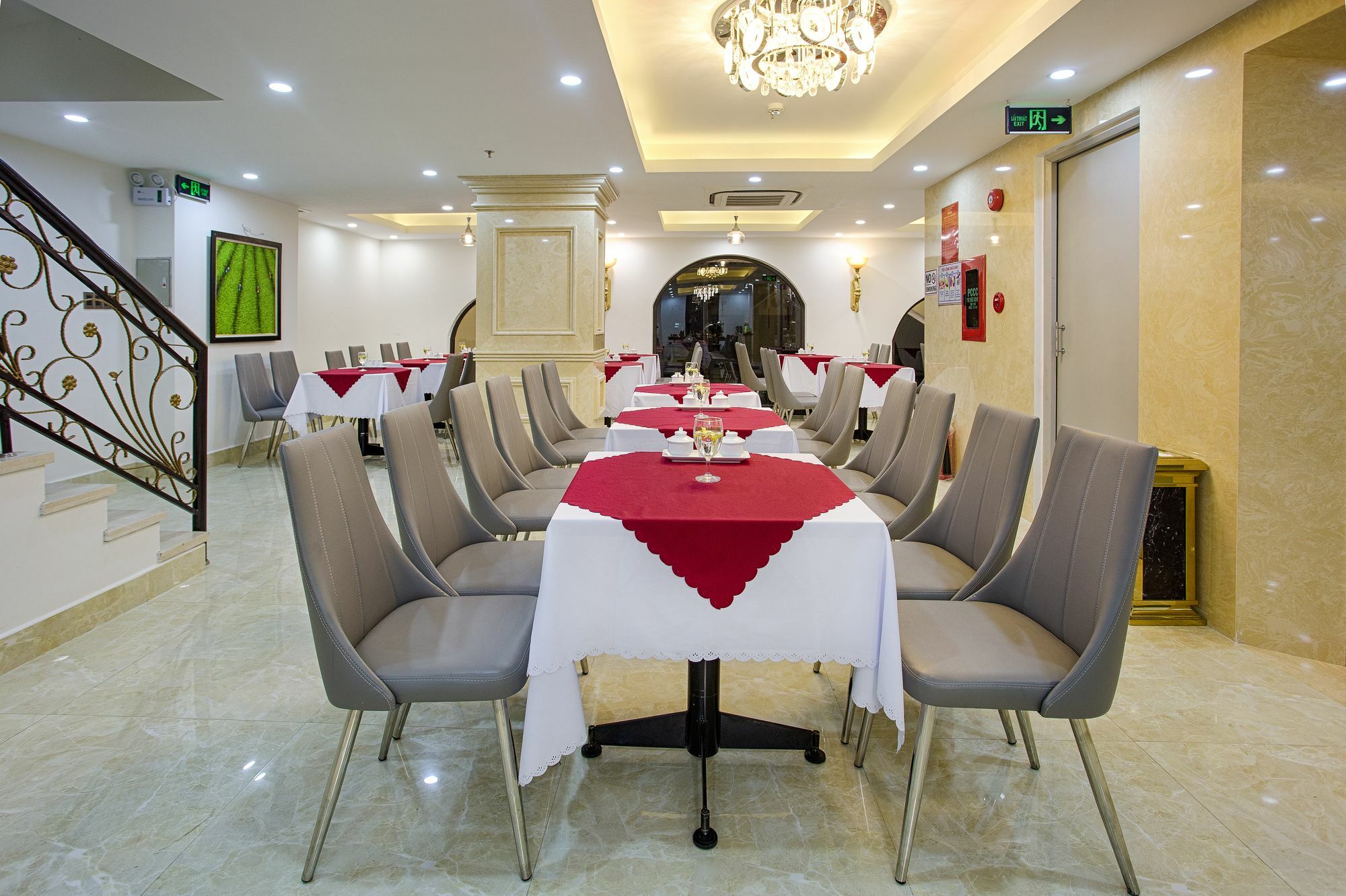 Royal Charm Hotel Da Nang Exterior photo